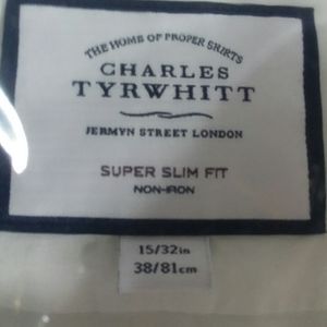 NIP CHARLES Tyrwhitt Shirt Super Slim 15/32